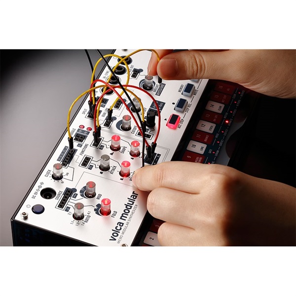 KORG volca modular(MICRO MODULAR SYNTHESISER) ｜イケベ楽器店