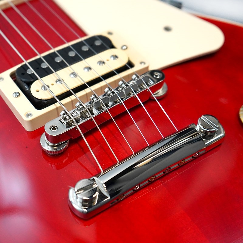 Gibson Les Paul Classic (Translucent Cherry) ｜イケベ楽器店