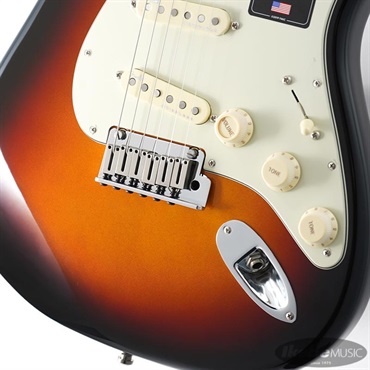 Fender USA American Ultra Stratocaster (Ultraburst/Maple)【旧価格品】 画像4