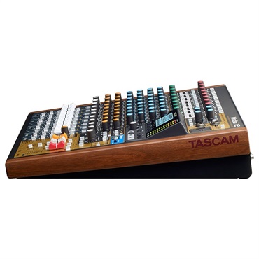 TASCAM Model 12(12トラックレコ―ディンミキサー・USBオーディオインターフェイス)(タスカム)(MODEL12) 画像4
