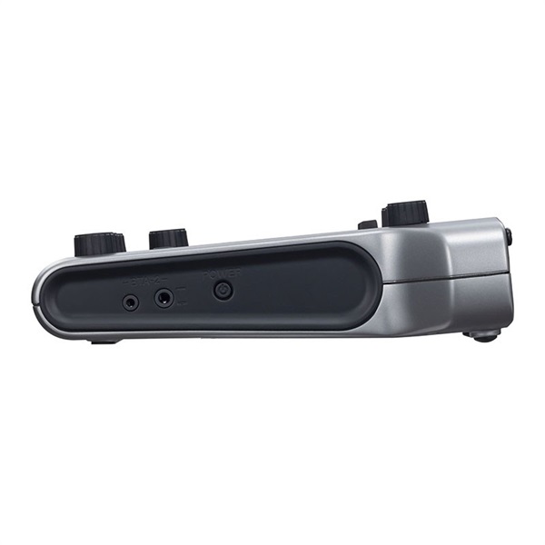 ZOOM PodTrak P4(4-Track Podcast Recorder) 画像2