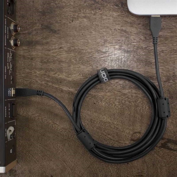 UDG U95004LB Cavo USB 2.0 A-B Ottimizzato Per Audio - 1 Metro, Blu, Connettori Placcati Oro E Filtri In Ferrite