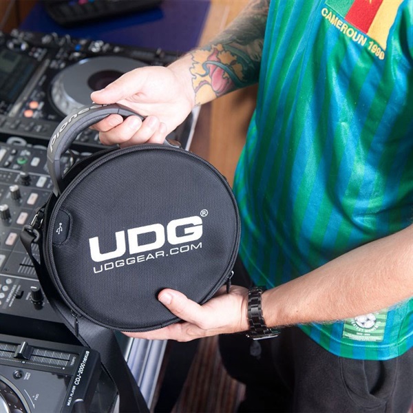 UDG U9950BL ヘッドフォンバッグ Black 画像6