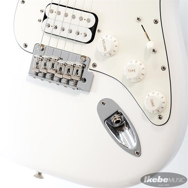 エレキギター　White　Ferro　Fender　Player　Pau　Polar　Stratocaster(R)　ギター　HSS,　Fingerboard,