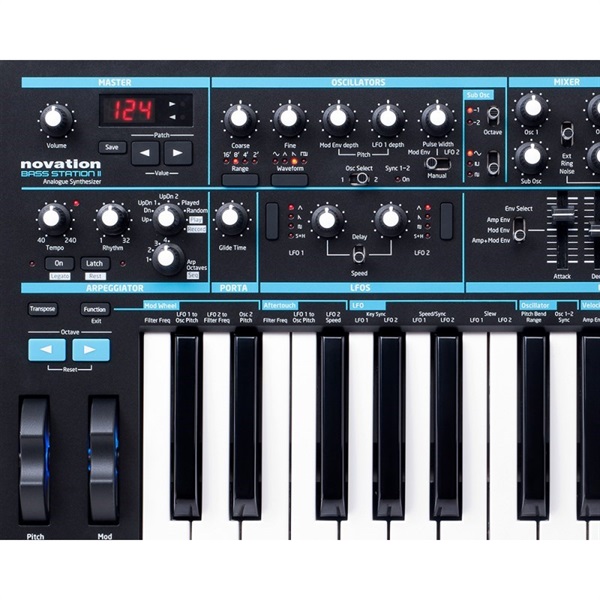 NOVATION Bass Station2 +Decksaver製カバーセット(お取り寄せ商品) 画像2
