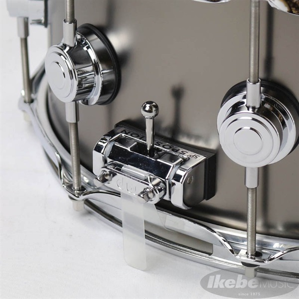 dw Collector's Satin Black Brass Snare Drum 14×6.5 [DW-SBB1465SD/BRASS/C] 画像3