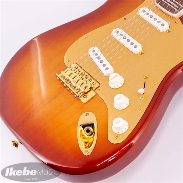 Squier by Fender 40th Anniversary Stratocaster Gold Edition (Sienna Sunburst/Laurel Fingerboard) 画像9