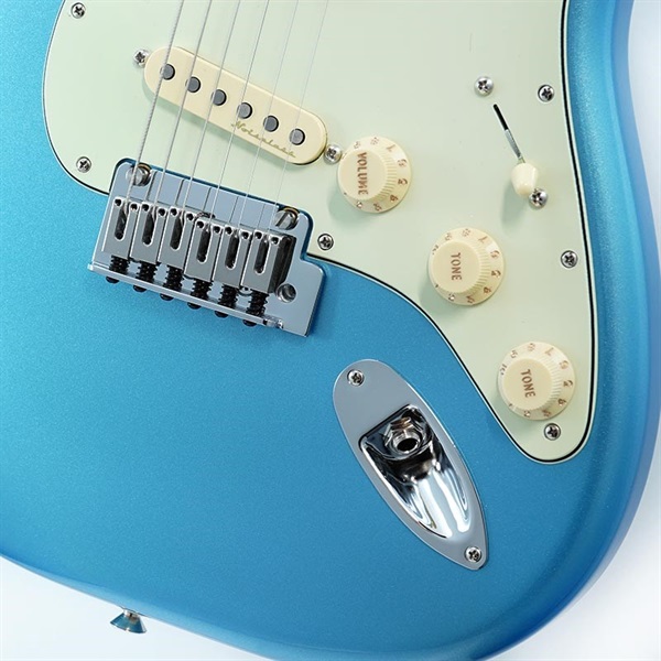 Fender MEX Player Plus Stratocaster (Opal Spark/Pau Ferro) 画像4