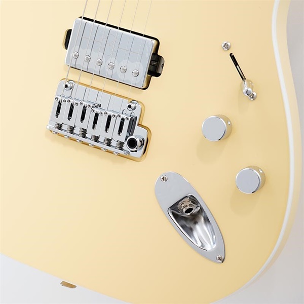 Fender Made in Japan Mami Stratocaster Omochi (Vintage White