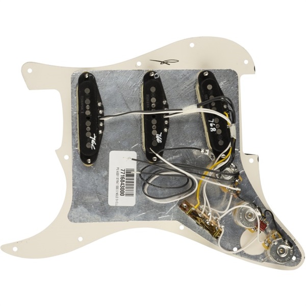 Fender USA Pre-Wired Strat Pickguard， Vintage Noiseless SSS (Tortoise Shell) [#0992344500] 画像1