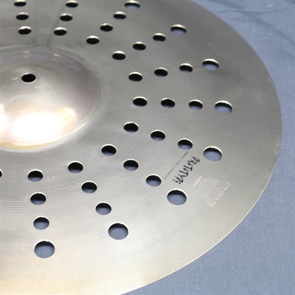 SABIAN 【AREA51】Based on the AAX Aero but the holes are larger on the outter line 18[Crash/1312g] 画像2