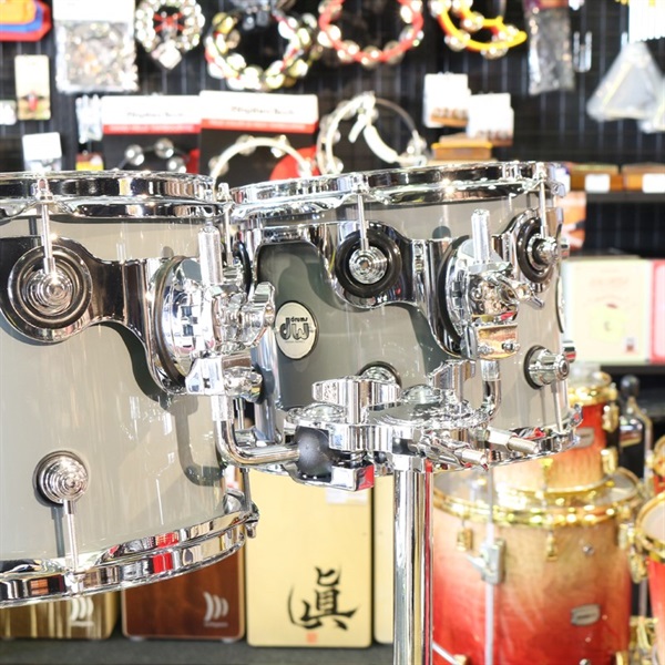dw 値下げしました！DESIGN SERIES 4pc Drum Kit [22BD，16FT，10&12TT] - GLOSS LACQUER Steel Gray（SG）ダブルタムスタンド付属 画像4