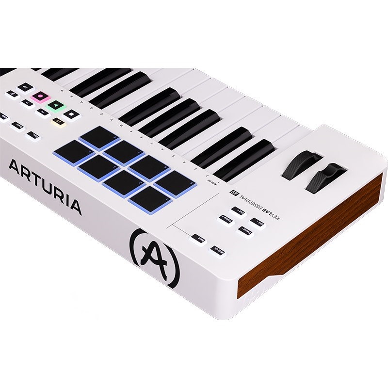 Arturia KeyLab Essential 49 mk3 (KEYLAB ESN 49 MK3)【限定特価