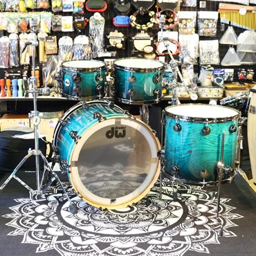 dw Collector's Hybrid Shell PurpleCore/Maple 4pc Drum Kit Exotic [BD22，FT16，TT12&10 / Regal Blue to Candy Black Fade] 画像1
