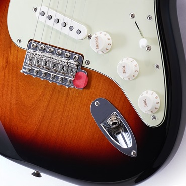Fender MEX Vintera II 60s Stratocaster (3-Color Sunburst) 画像4