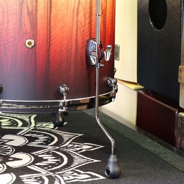 Pearl Masterworks 4pc Drum Kit [BD22，FT16，TT12，TT10] -Matte Red Fade over Black Limba 画像8