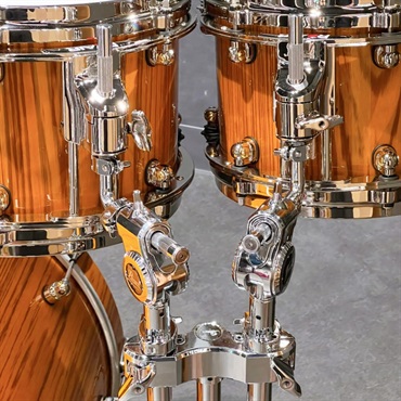 Pearl Masterworks 4pc Drum Kit [BD22，FT16，TT12，TT10][Zebrawood 