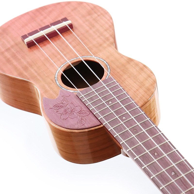 SAKURA UKULELE SAKURA UKULELE SUS-軽井沢彫 UZUKI [伝統工芸「軽井沢彫」と四季のカラーリングを採用した特別モデル] 【Deviser One Day Guitar Show 2023選定品】 サクラ ヘッドウェイ ディバイザー 画像3