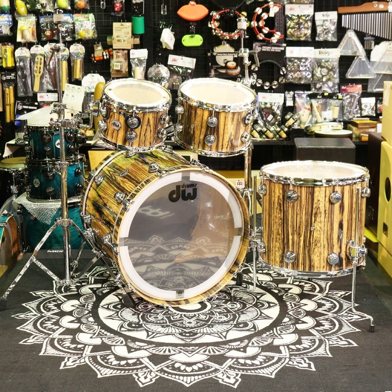 dw Collector's Pure Maple Exotic 5pc Kit [22BD，16FT，12＆10TT] -Royal Ebony Veneer Exotic Wood Finish 画像1