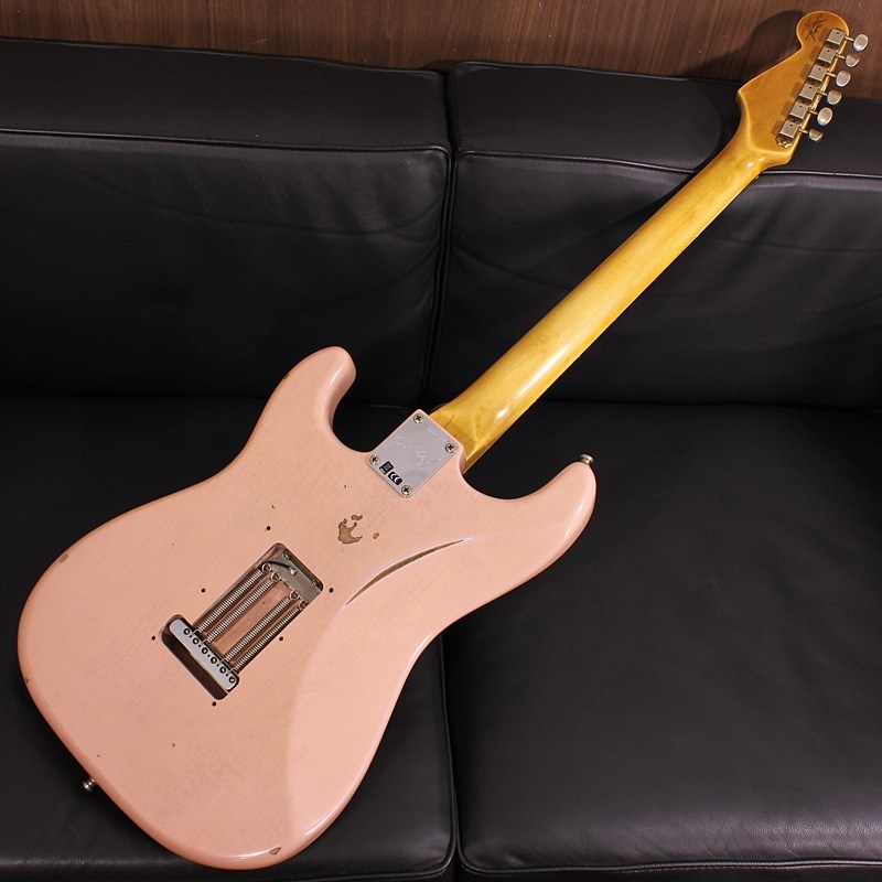 Fender Custom Shop Limited Edition Tyler Bryant Pinky Stratocaster Relic SN. TB051 画像1