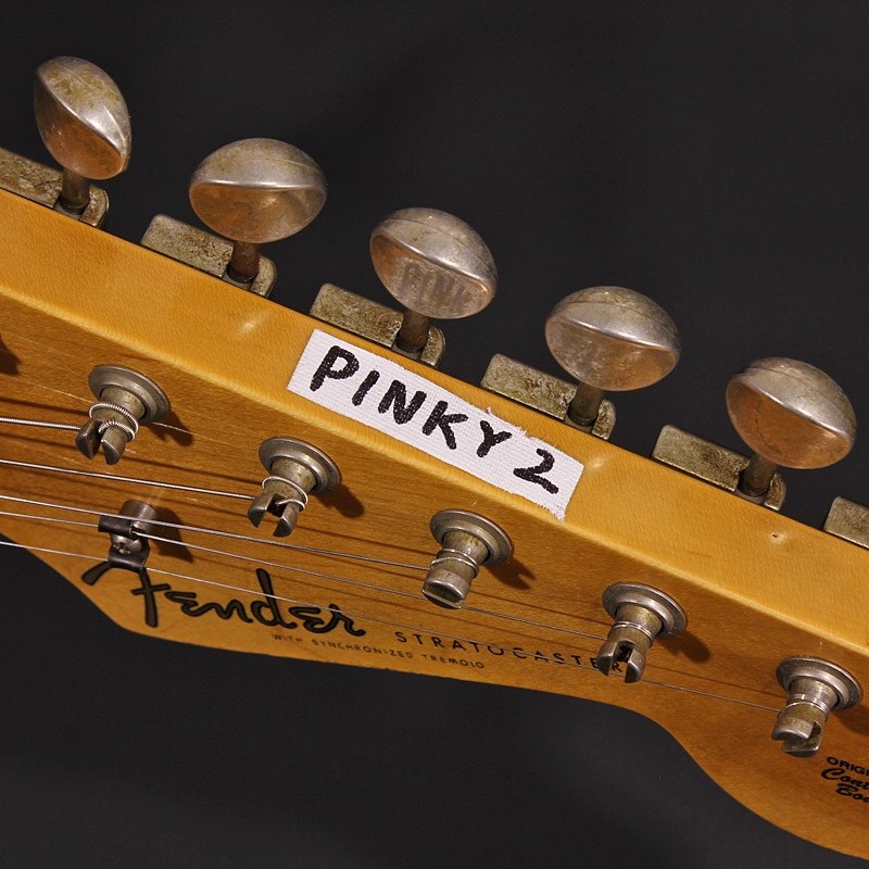 Fender Custom Shop Limited Edition Tyler Bryant Pinky Stratocaster Relic SN. TB051 画像9