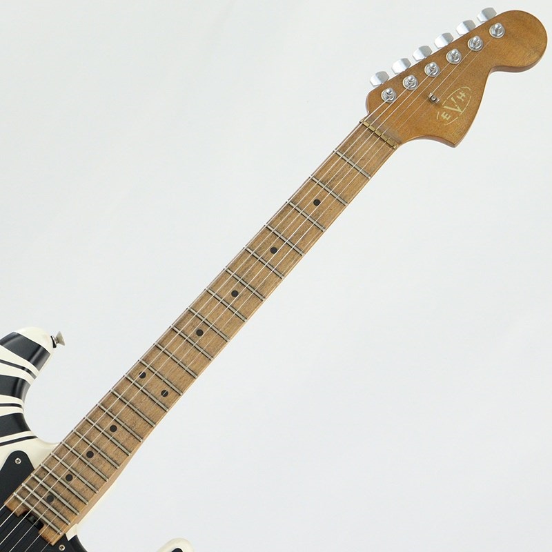 EVH Striped Series '78 Eruption (White with Black Stripes