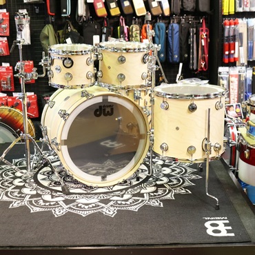 dw 値下げしました！Collector's Pure Maple 4pc Drum Kit [BD22，FT16，TT12&10 / Natural Satin Oil] 画像2