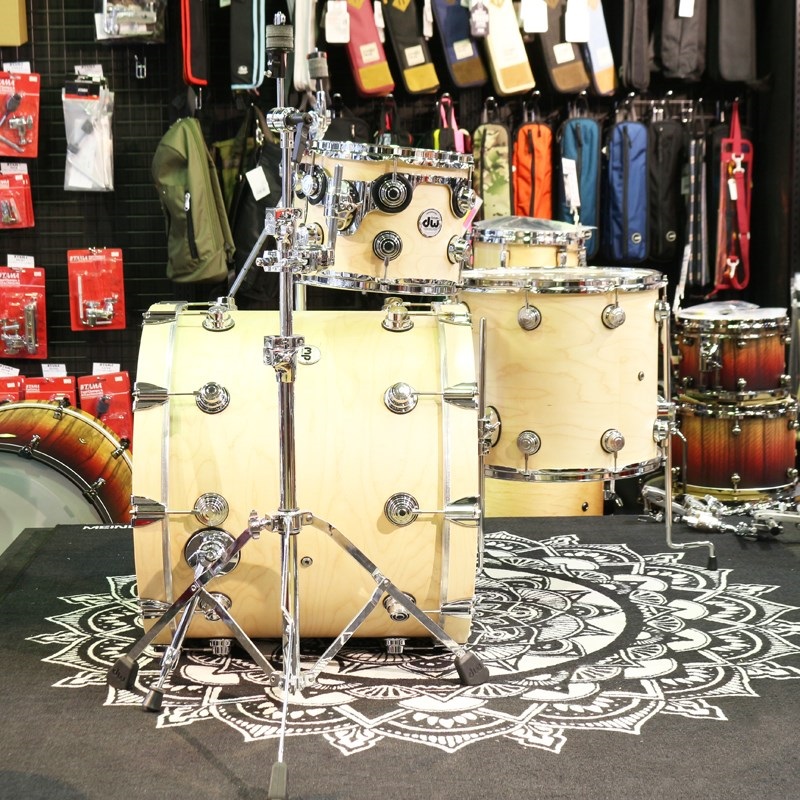 dw 値下げしました！Collector's Pure Maple 4pc Drum Kit [BD22，FT16，TT12&10 / Natural Satin Oil] 画像3