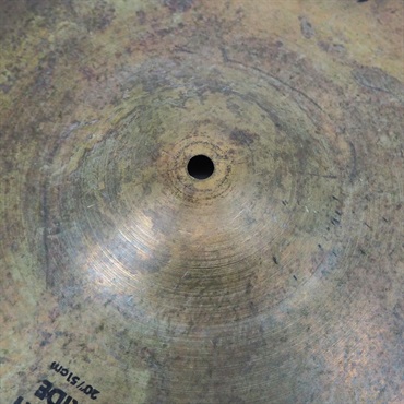 A Zildjian 20