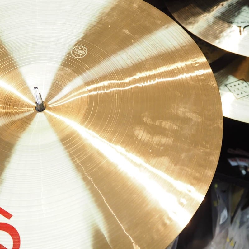 Paiste 2002 Heavy Crash シンバル、18インチのサイズ