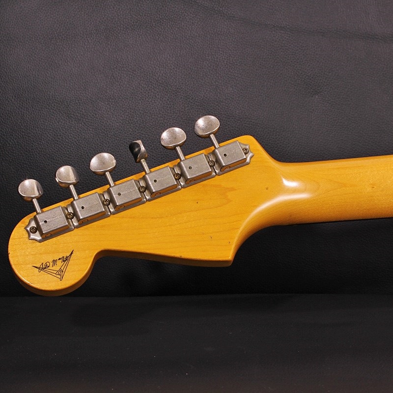 新品 未使用 0998003706 Fender Classic Series