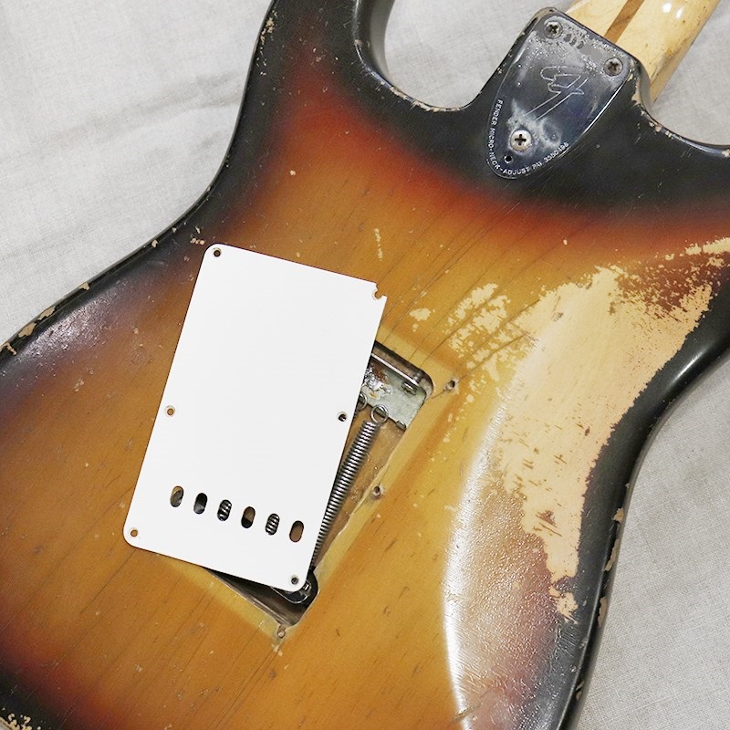 Fender USA Stratocaster 1 String Guide 3 Bolt Neck Joint '72 Sunburst/R  ｜イケベ楽器店オンラインストア