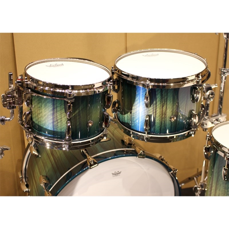 Pearl Masters Maple Gum 5pc Drum Set - Scuba Blue Over Black