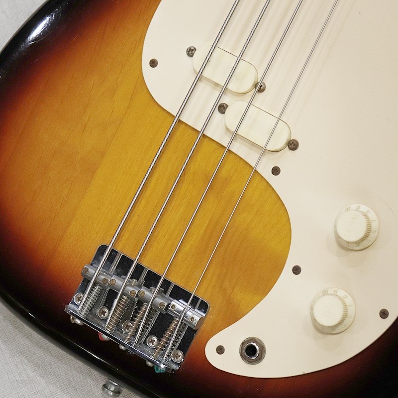 レア】squier designed in the usa ストラト レッド（レア】squier  