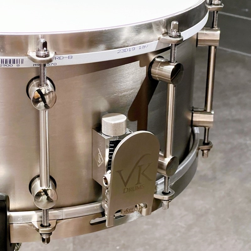 VK DRUMS TITANIUM 1.5mm 14×6.5 SNARE DRUM [Made in England