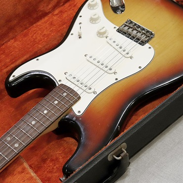 【2025年】エレガントファッションを上品に着 USA Fender Stratocaster ｜イケベ楽器 Sunburst/R Hardtail '69 ギター