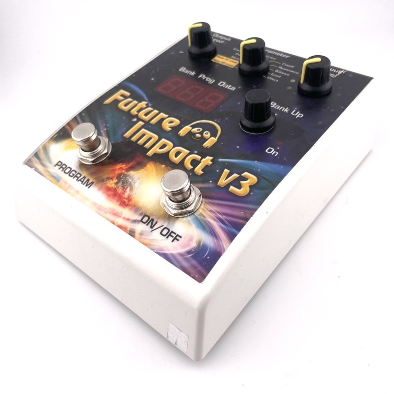 【美品】Future Impact v3 ベースエフェクター ベースシンセサイザーpanda audio Future Impact v3