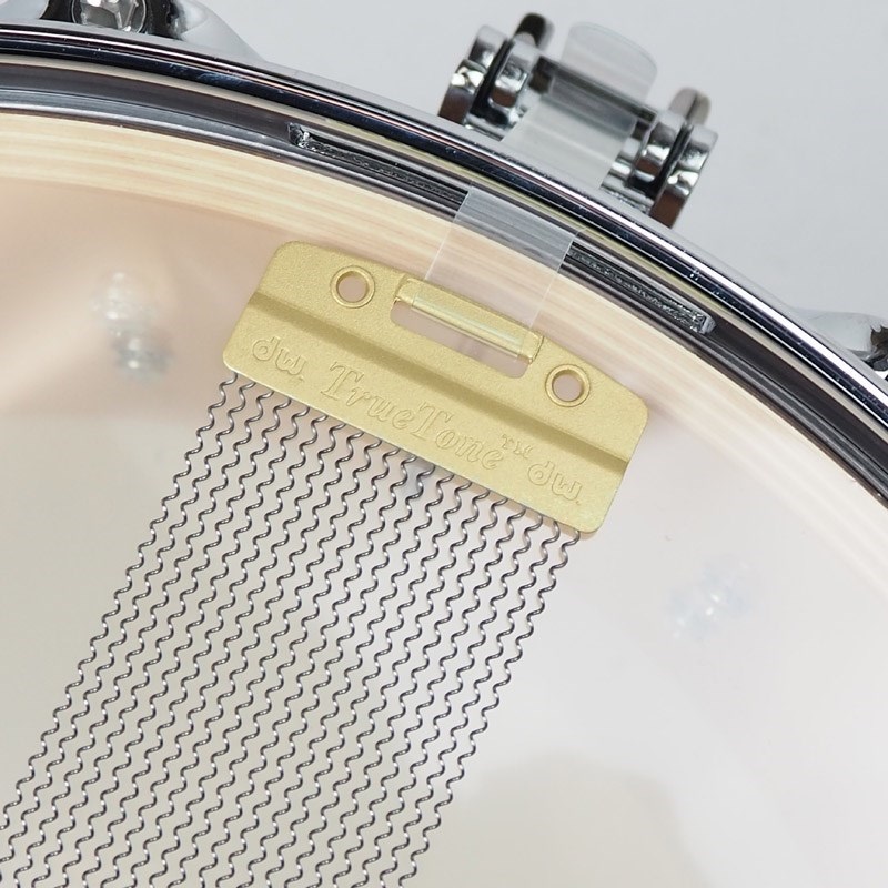dw DRX66514SSC367 [Collector's Pure Maple Old Style VLT Shell 14×6.5 / Natural Hard Satin Over Koa] 画像7