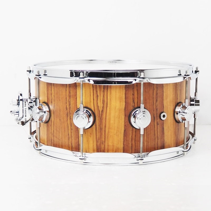 dw DRX66514SSC634 [Collector's Pure Maple Old Style VLT Shell 14×6.5 / Natural Hard Satin Over Vertical Tropical Olive] 画像1