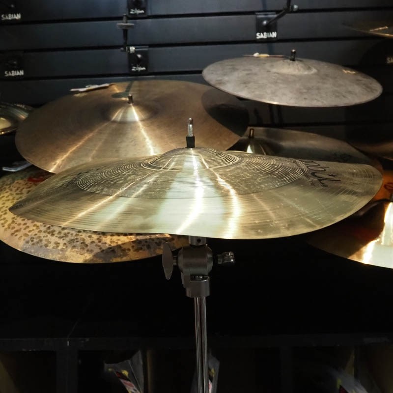 Istanbul／Agop 【USED】Traditional Trash Hit 18 [1342g