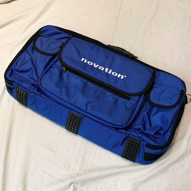 NOVATION USED 中古 【夏のボーナスセール】ULTRANOVA+専用ギグバッグつき 画像3