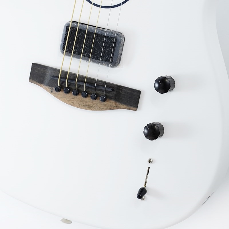 Fender Acoustics Limited Edition FINNEAS American Acoustasonic Telecaster (Satin Arctic White) 画像4