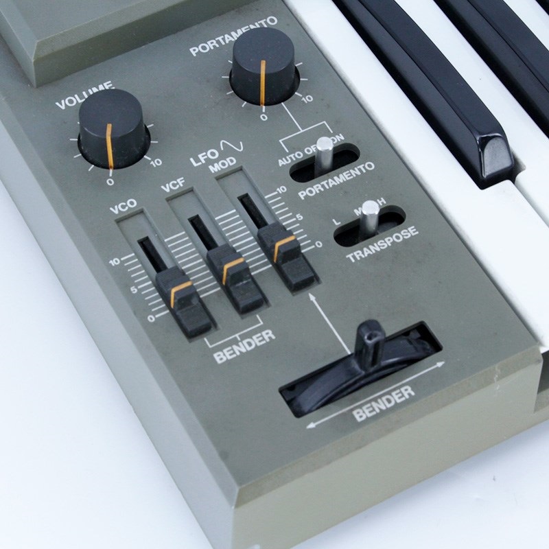 Roland 【USED】SH-101【訳あり中古品】 ｜イケベ楽器店オンラインストア