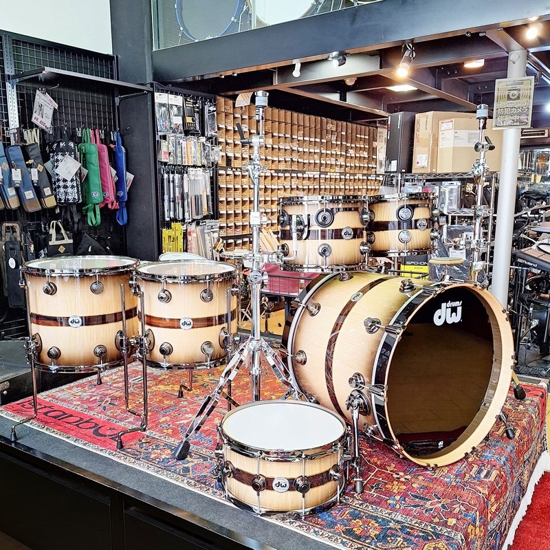 dw Collector's Pure Maple ''333'' Shell 6pc Drum Kit [BD22，FT16&14，TT12&10，SD14/Quick Candy Black Burst over Italian Sycamore Exotic Veneer - Ziricote Inlay w/ Gold Leaf Pinstripes]【イケベ楽器店創業50周年企画モデル！】 画像1