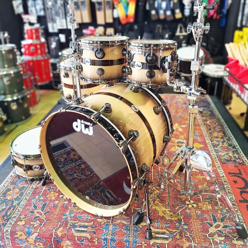 dw Collector's Pure Maple ''333'' Shell 6pc Drum Kit [BD22，FT16&14，TT12&10，SD14/Quick Candy Black Burst over Italian Sycamore Exotic Veneer - Ziricote Inlay w/ Gold Leaf Pinstripes]【イケベ楽器店創業50周年企画モデル！】 画像3