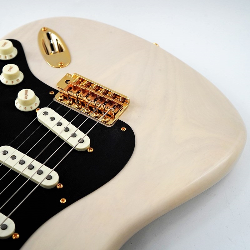 Fender Custom Shop American Custom Stratocaster NOS 1-Piece Roasted 2A Birdseye Maple Neck Fingerboard(Aged White Blonde) 【SN.XN18024】 画像9