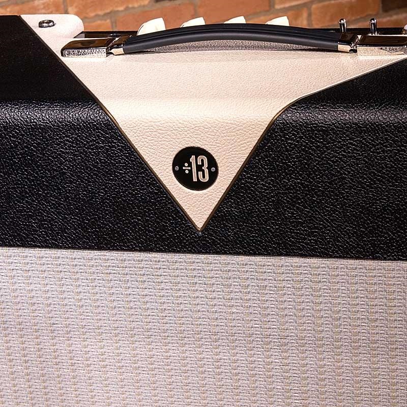 Divided by 13 CJ-11 1x12 Combo [Black Bronco/Ivory　V]（ディバイデット） 画像6