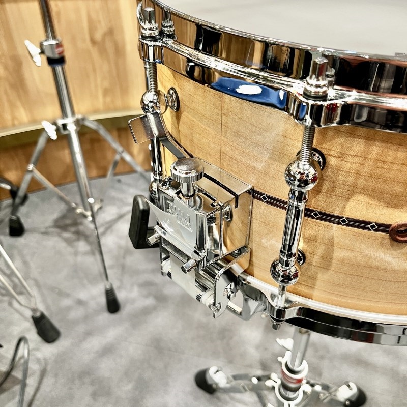 TAMA TLCM1465SI-OCM [STAR Reserve Snare Drum / Solid Curly Maple 14 × 6.5 全面当たり仕様]【イケベ楽器店創業50周年記念モデル】 画像2