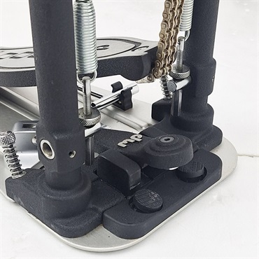 dw USED 中古 DW9002 [9000 Series / Double Bass Drum Pedals] [セミハードケース付属] 画像4