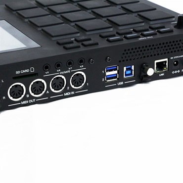 AKAI 【展示アウトレット特価品】MPC LIVE II ｜イケベ楽器店